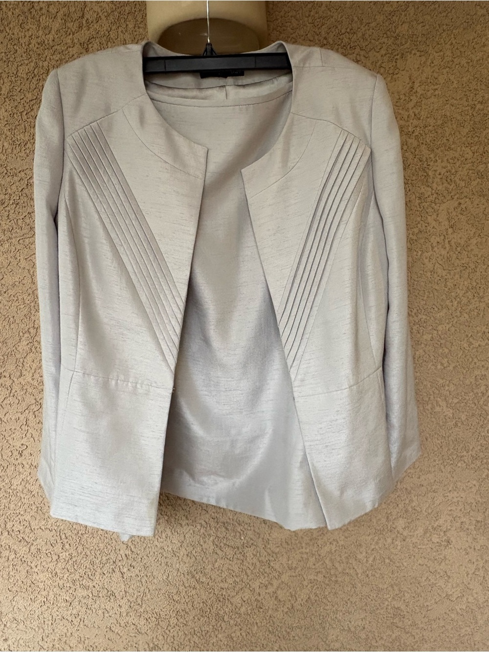 Preston & York light gray open front pleated jacket skirt suit set